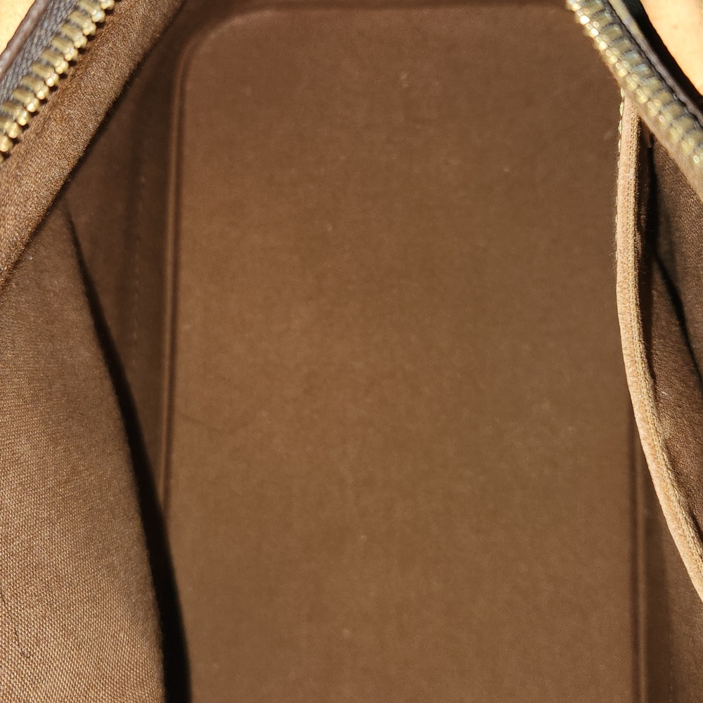 - `ღ´- ♥ -`ღ´ FABULOUS CONDITION `ღ´- ♥ -`ღ´ Authentic Louis Vuitton ALMA - Picture 6 of 17